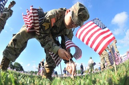 Fort Lee Soldiers support flag planting at Virginia War Memorial