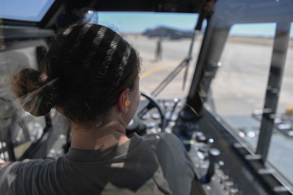 First all-female air transportation team makes history at Real Thaw exercise