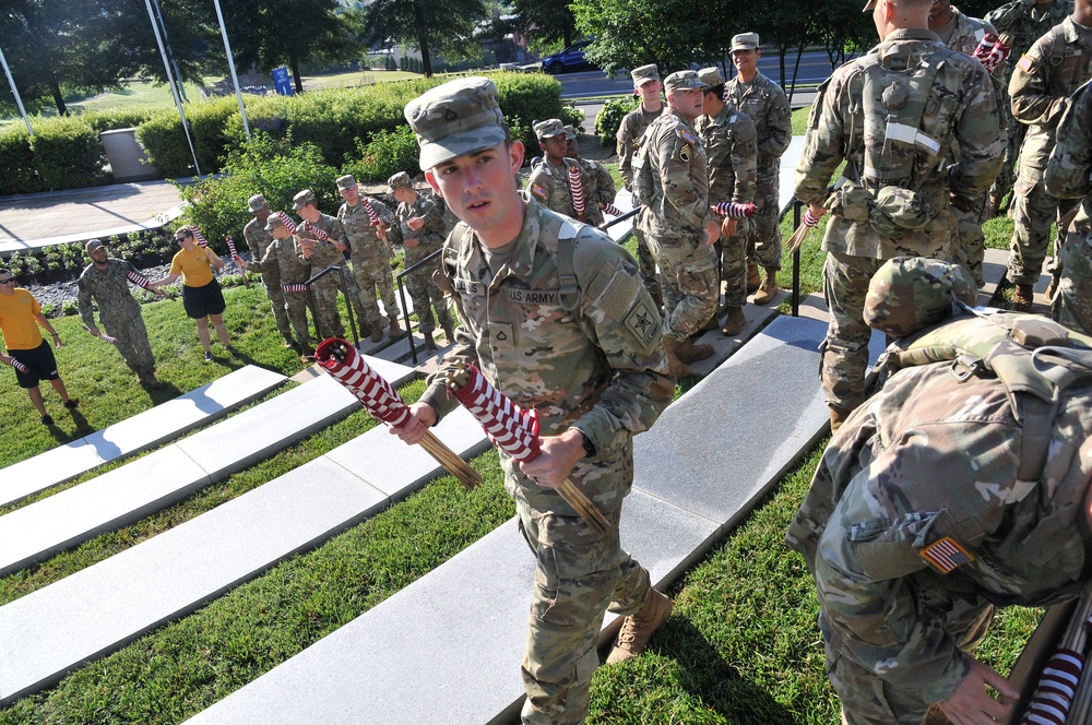 Fort Lee Soldiers support flag planting at Virginia War Memorial