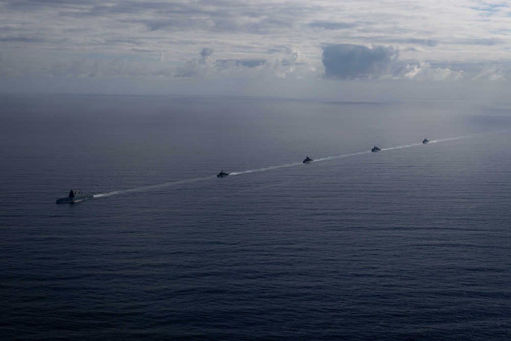US Navy, Armada de Chile and the Canadian Royal Navy transit the Pacific ocean during PhotoEx