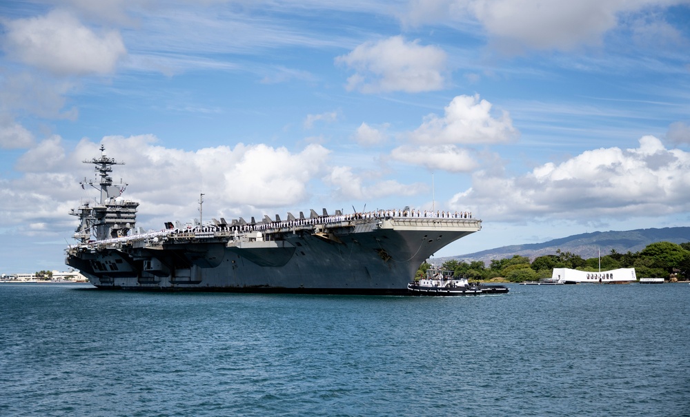 USS Abraham Lincoln arrives at Pearl Harbor for RIMPAC 2022