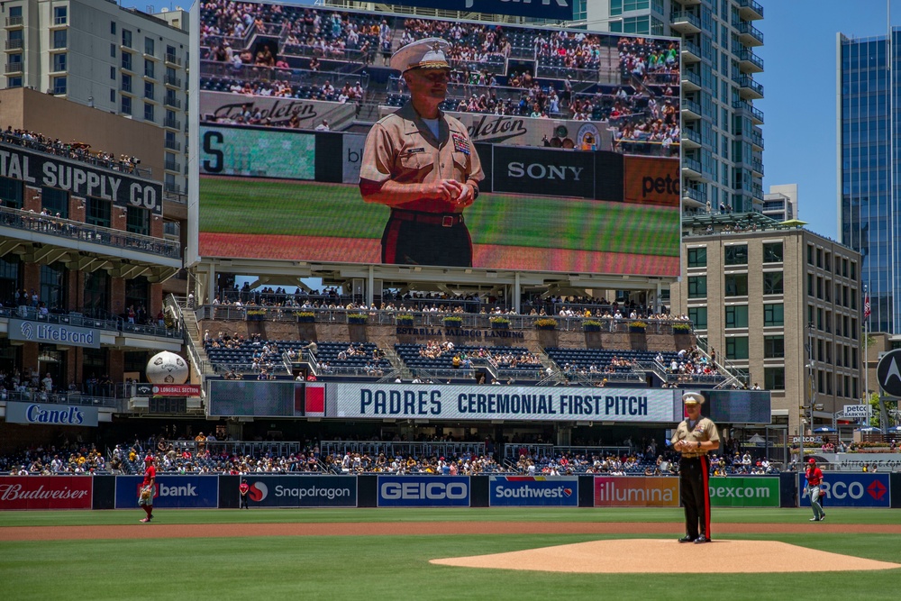 Commanding General of MCRD San Diego Throws the First Pitch at Padres Game