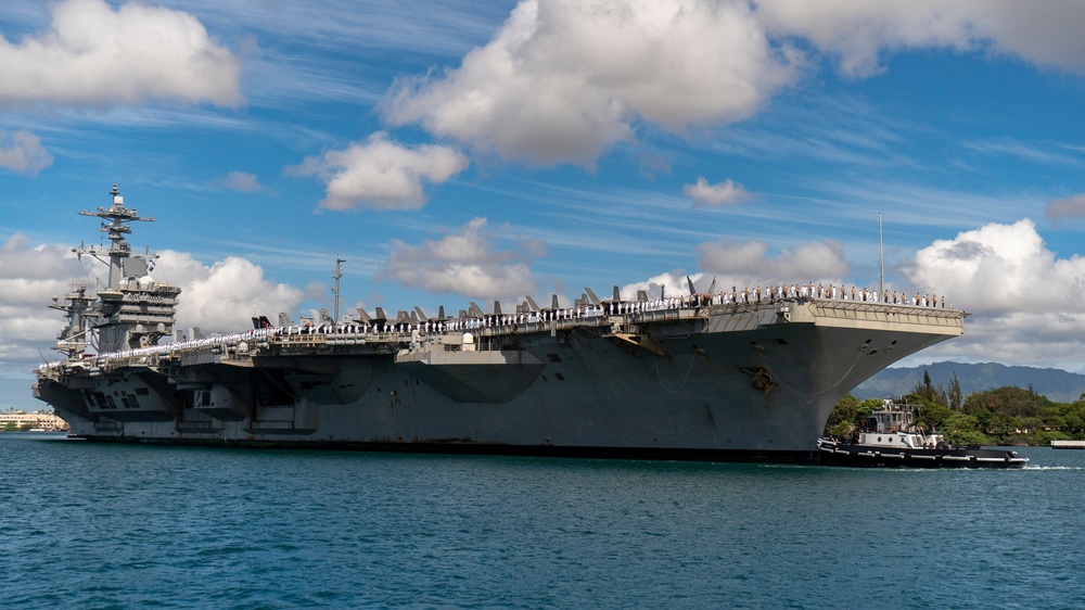 DVIDS - Images - USS Abraham Lincoln (CVN 72) Arrives at Pearl Harbor ...