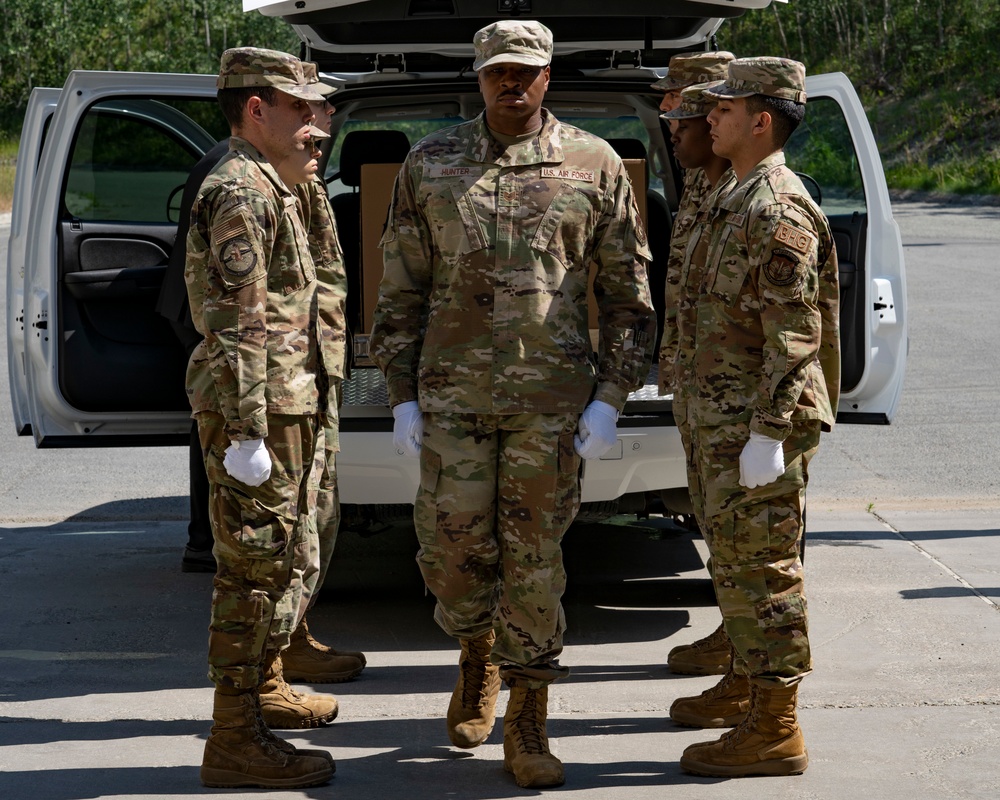 JBER Honor Guard completes Colony Glacier honorable movement of remains