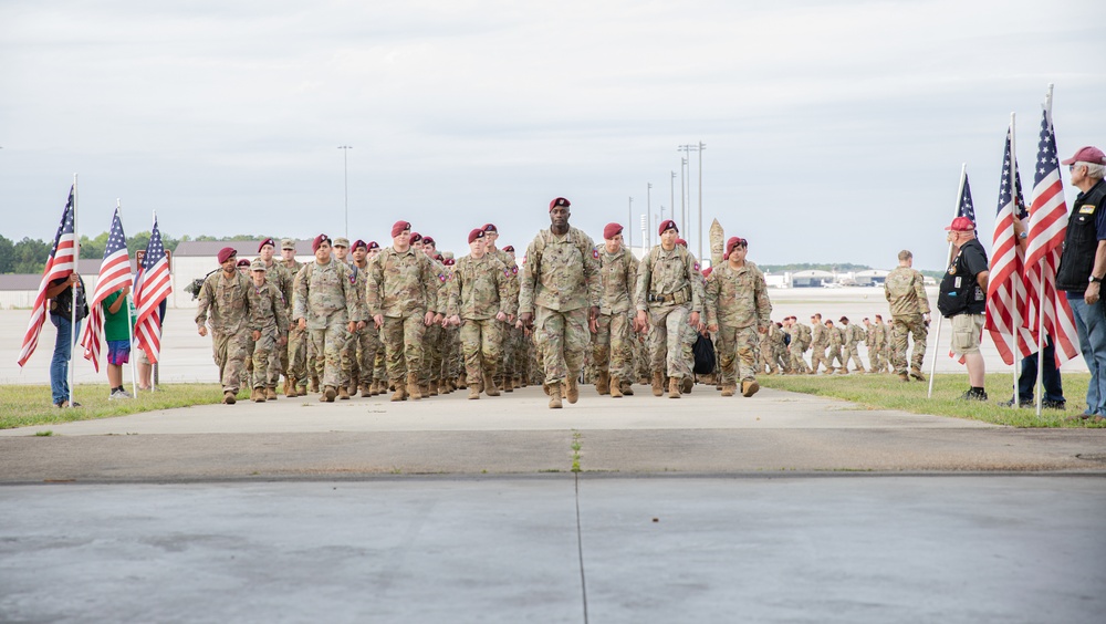 82nd Airborne Division Paratroopers Redeploy Home From Poland