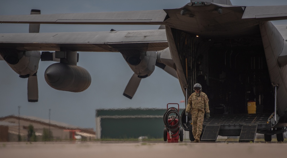 C-130H Wet-Wing Defuel