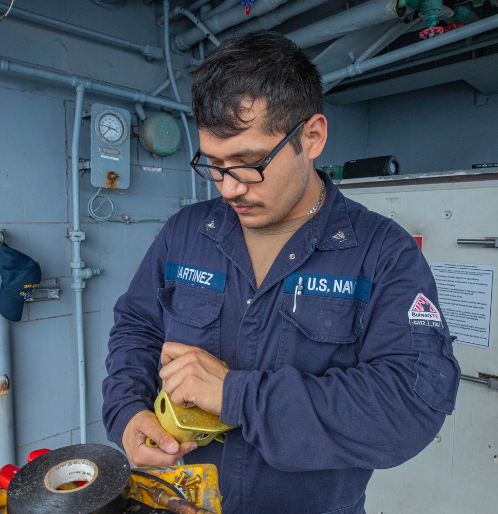 USS Antietam (CG 54) Junction Box Installation