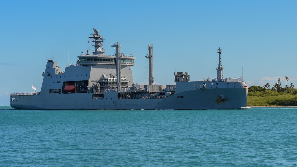 HMNZS Aotearoa arrives at Pearl Harbor for RIMPAC 2022