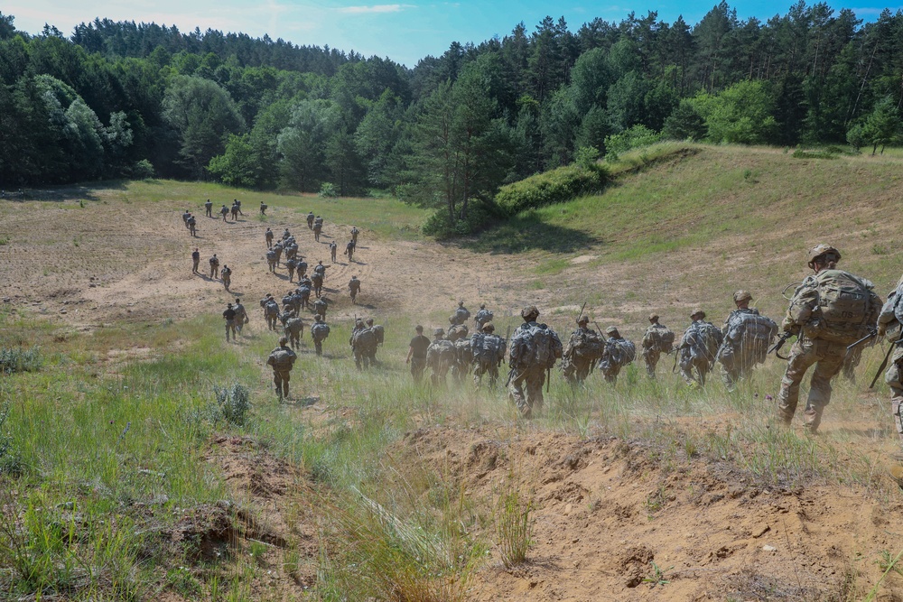 Spur Candidates Conduct Simulated Air Assault Mission During Spur Ride