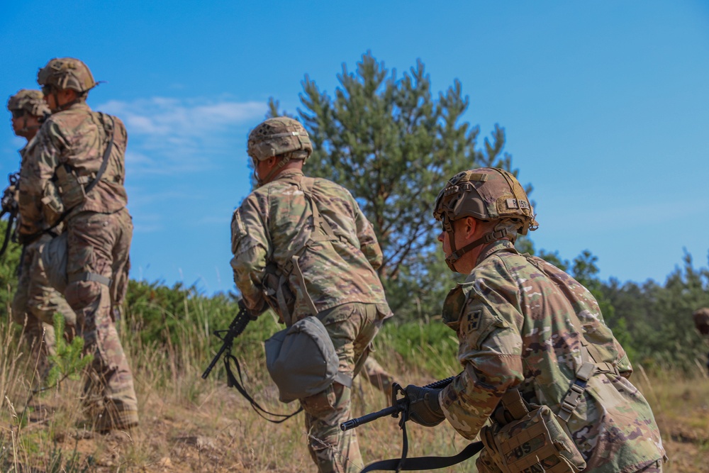 Spur Candidates Conduct Simulated Air Assault Mission During Spur Ride