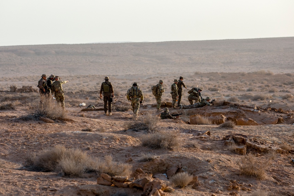 Tunisian Armed Forces and U.S. Marines conduct joint combined arms live-fire at African Lion 22