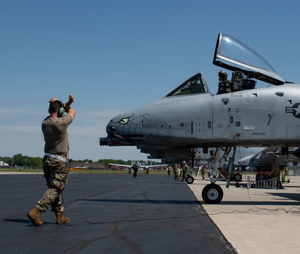 122nd Fighter Wing pilot flies last military flight