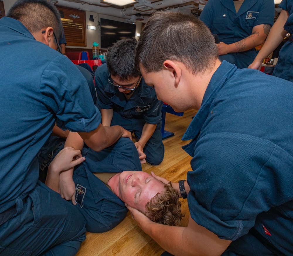 USS Antietam (CG 54) Routine Operations