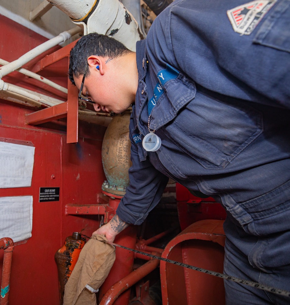 USS Antietam (CG 54) Routine Operations