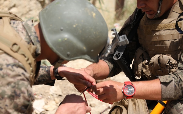 Tunisian and U.S. troops conduct EOD and medical training during African Lion 22