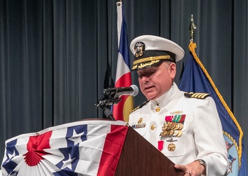Naval Undersea Warfare Center Division, Keyport  Conducts Change of Command