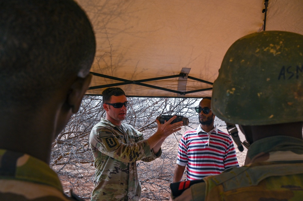 SFAB Conduct Counter IED Training at Range