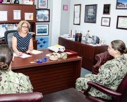 Jennifer Cross, the Navy's 2021 Spirit of Hope awardee