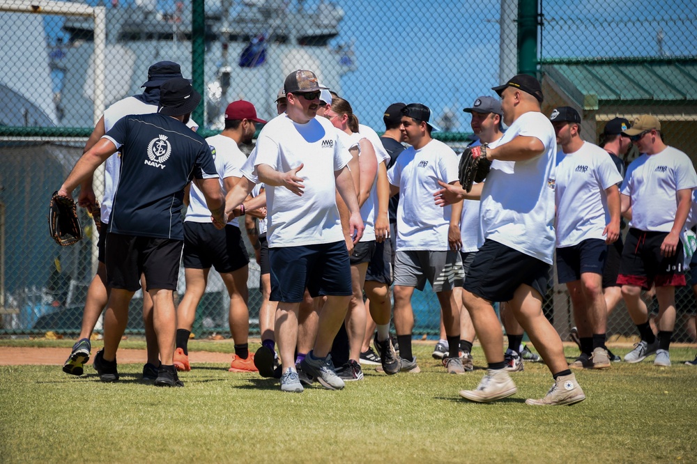New Zealand and U.S. Navy Sailors participate in a Softball game during RIMPAC 2022