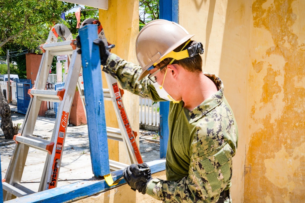 Amphibious Construction Battalion One (ACB 1) Renovates School in Vietnam During PP22