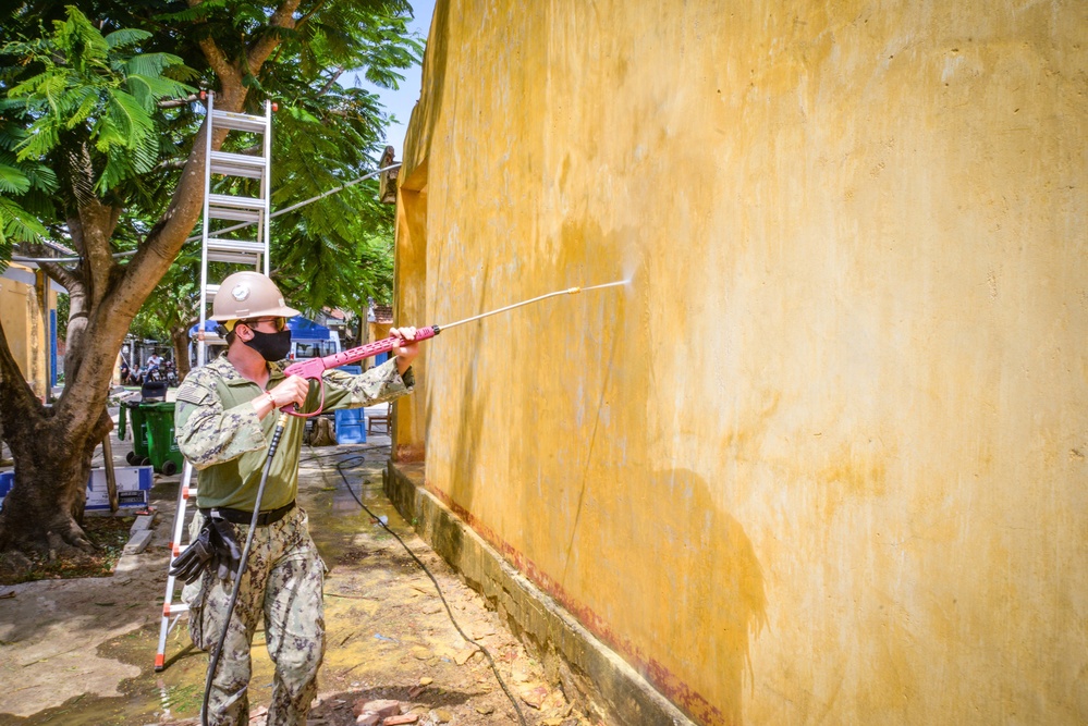 Amphibious Construction Battalion One (ACB 1) Renovates School in Vietnam During PP22