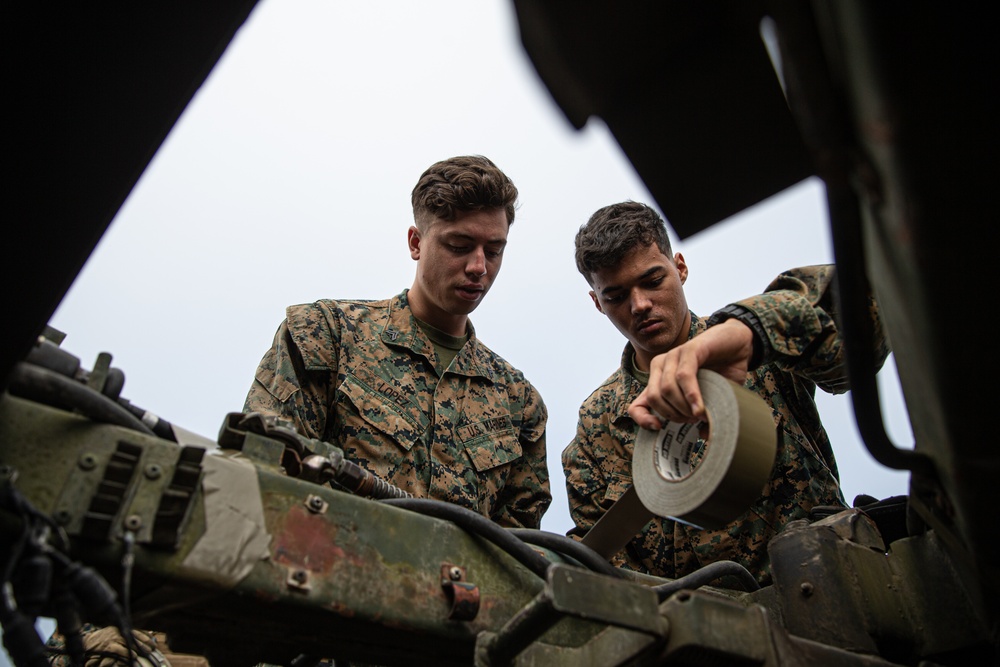 CLB-4, 3rd LSB Marines conduct Helicopter Support Team training during Exercise Shinka 22.1