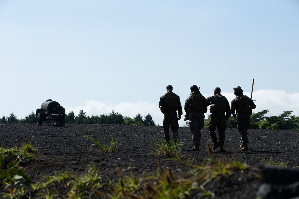 CLB-4, 3rd LSB Marines conduct Helicopter Support Team training during Exercise Shinka 22.1