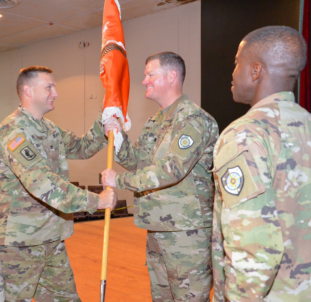 60th Signal Battalion (Offensive Cyber Operations) Soldiers, civilians welcome new commander