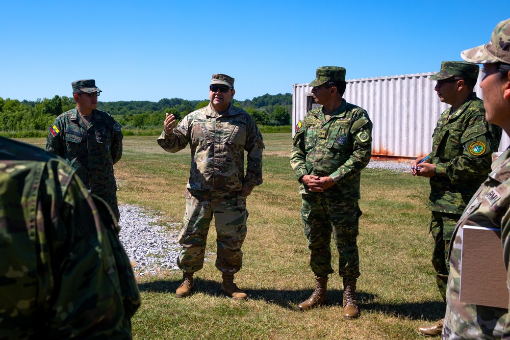 Kentucky Army National Guard instructors meet with Ecuadorian instructors