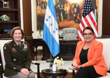 Gen. Richardson Visits Honduras, Meets With President, Senior Officials