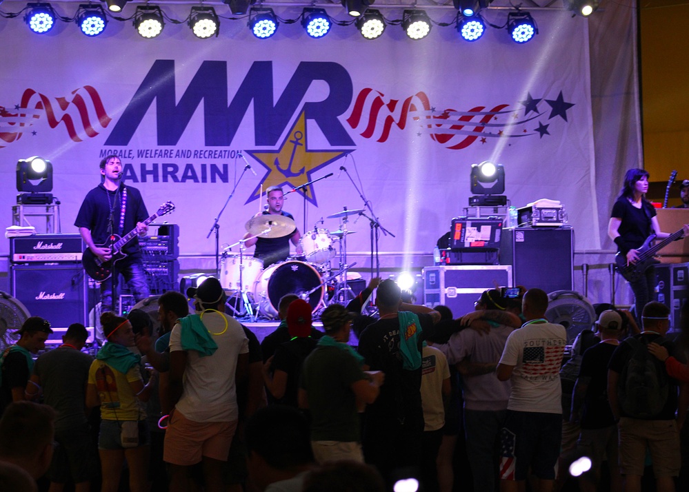 NSA Bahrain MWR &quot;Sick Puppies&quot; Concert