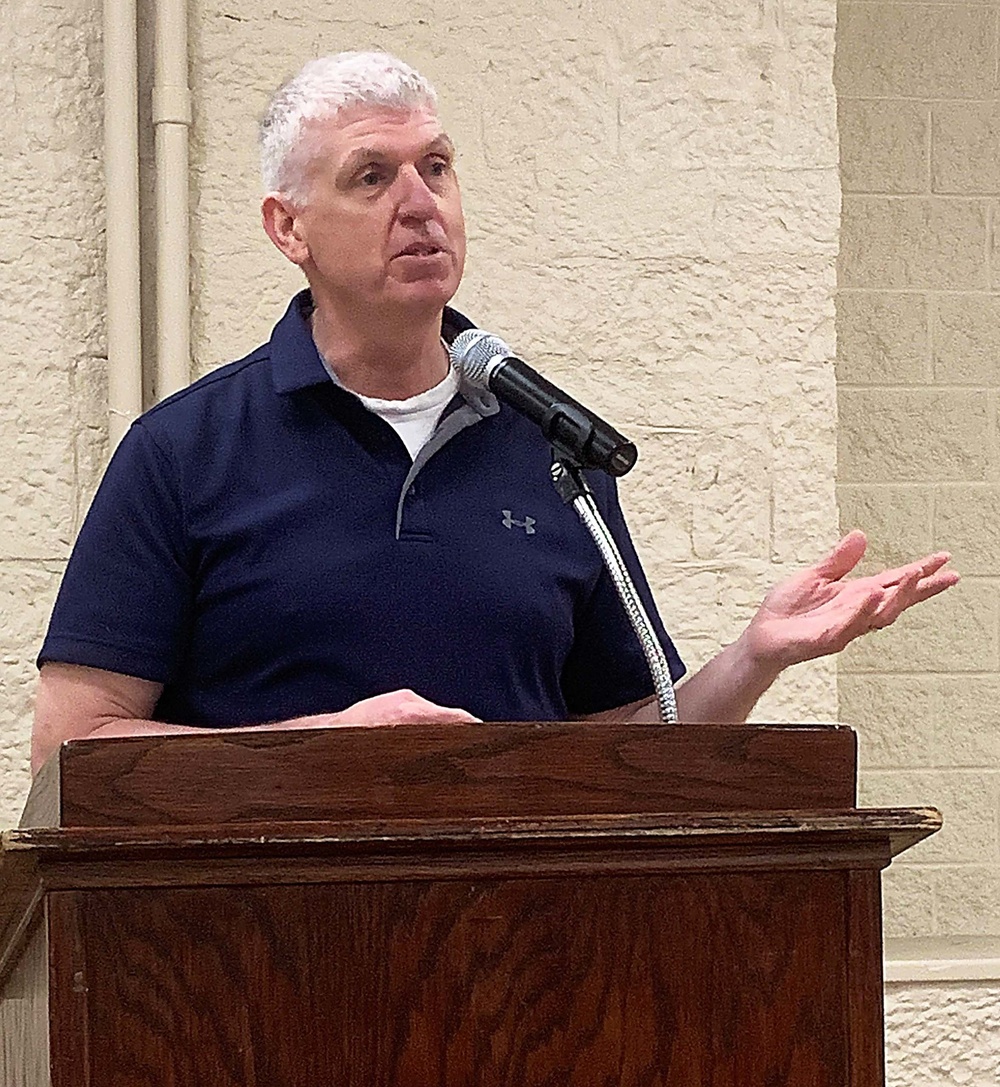 RIA offers monthly chapel service, welcomes all to attend