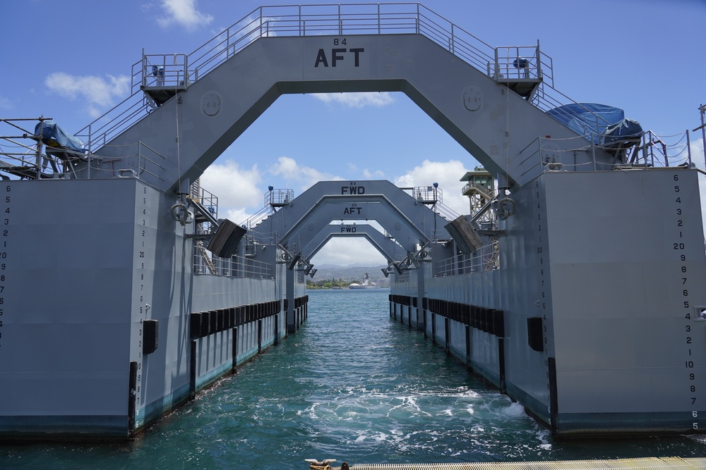 Naval Sea Systems Command Visits Pearl Harbor Naval Shipyard