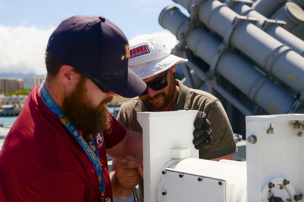 NSWC Corona Technicians prepare the USS Fitzgerald for PACDRAGON 2022