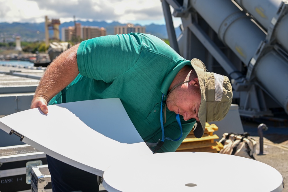 NSWC Corona Technicians prepare the USS Fitzgerald for PACDRAGON 2022