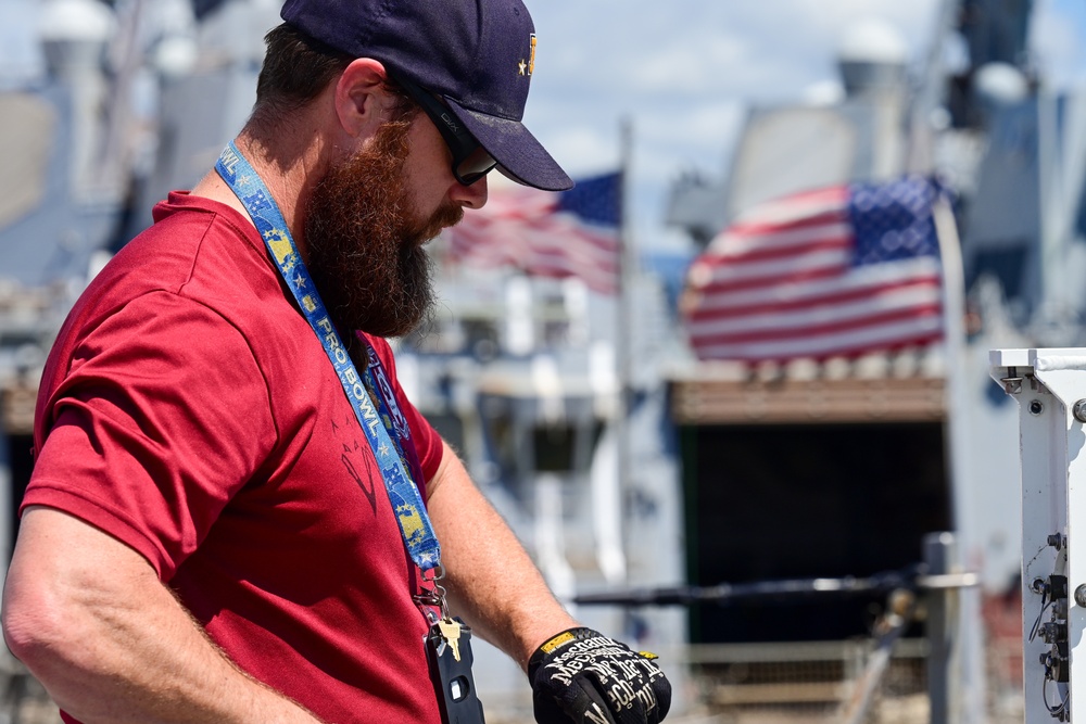 NSWC Corona Technicians prepare the USS Fitzgerald for PACDRAGON 2022