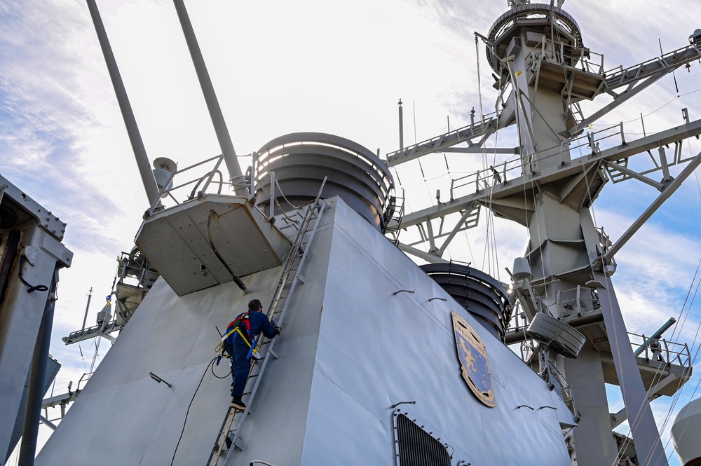 NSWC Corona Technicians prepare the USS Fitzgerald for PACDRAGON 2022