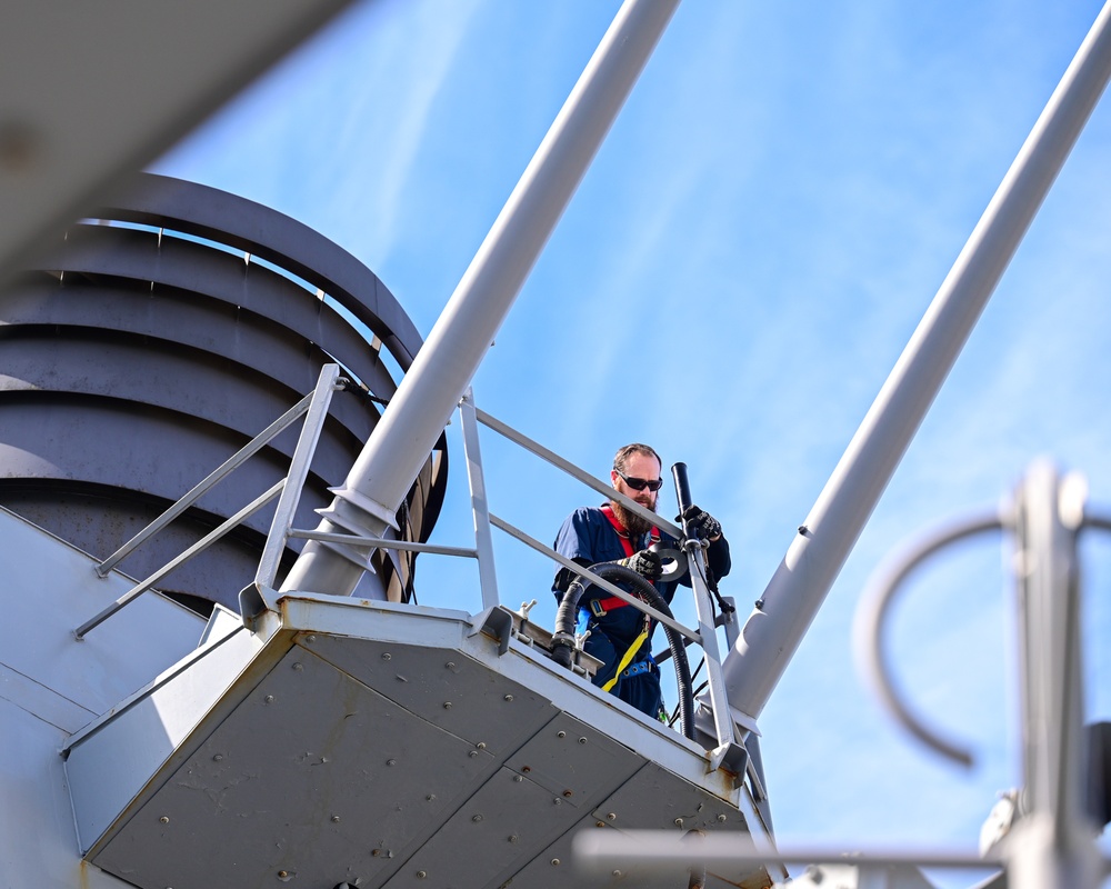 NSWC Corona Technicians prepare the USS Fitzgerald for PACDRAGON 2022