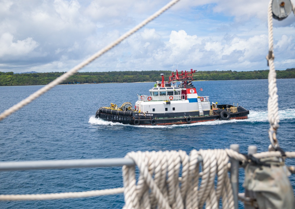 USS Antietam (CG 54) Guam Port Visit