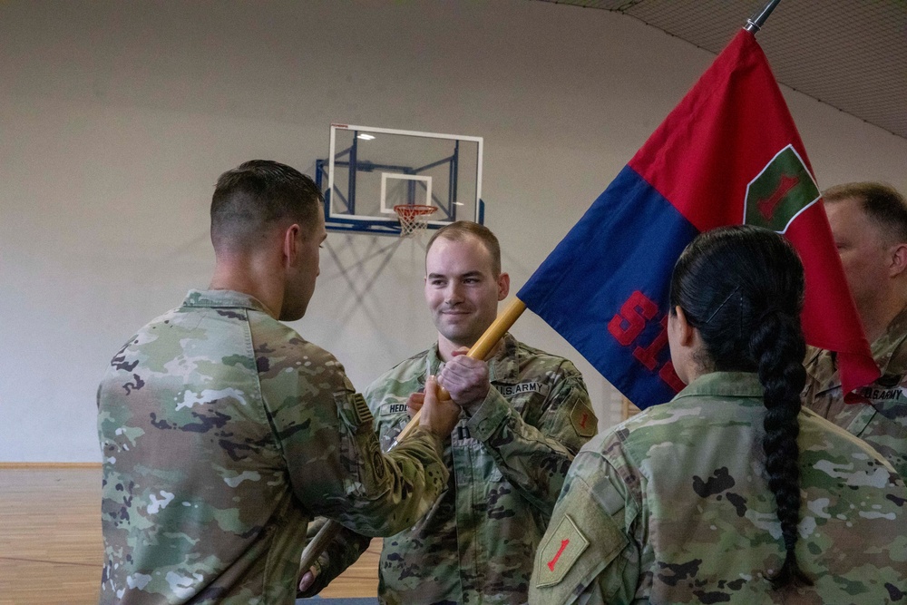 Signal, Intelligence, and Sustainment Company, Headquarters and Headquarters Battalion, 1st Infantry Division, Change of Command Ceremony