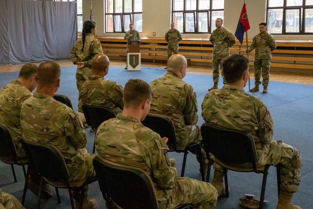 Signal, Intelligence, and Sustainment Company, Headquarters and Headquarters Battalion, 1st Infantry Division, Change of Command Ceremony