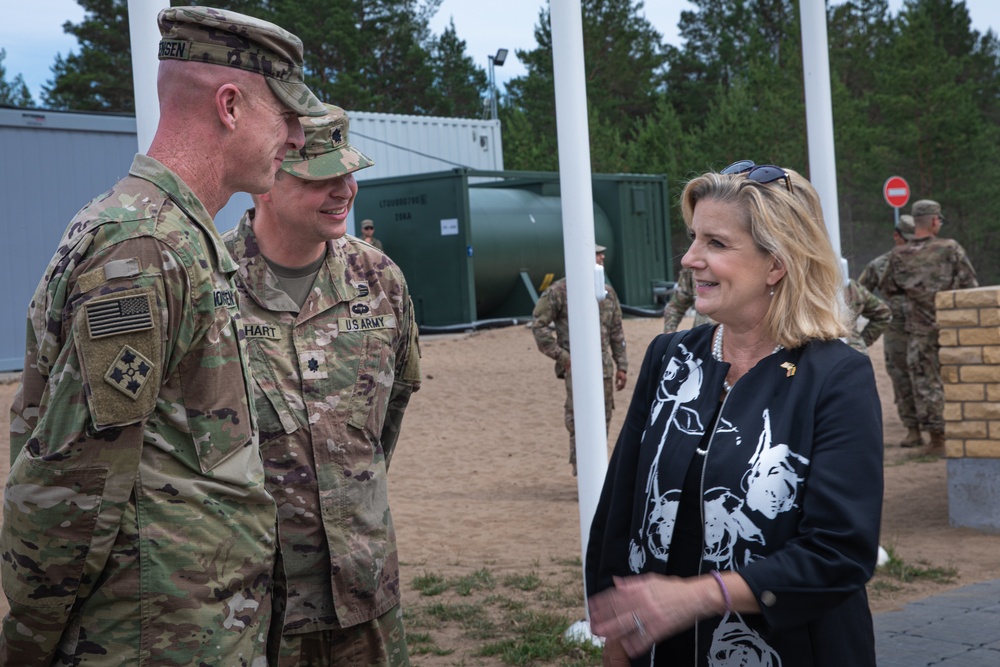 SecArmy Visits Lithuania