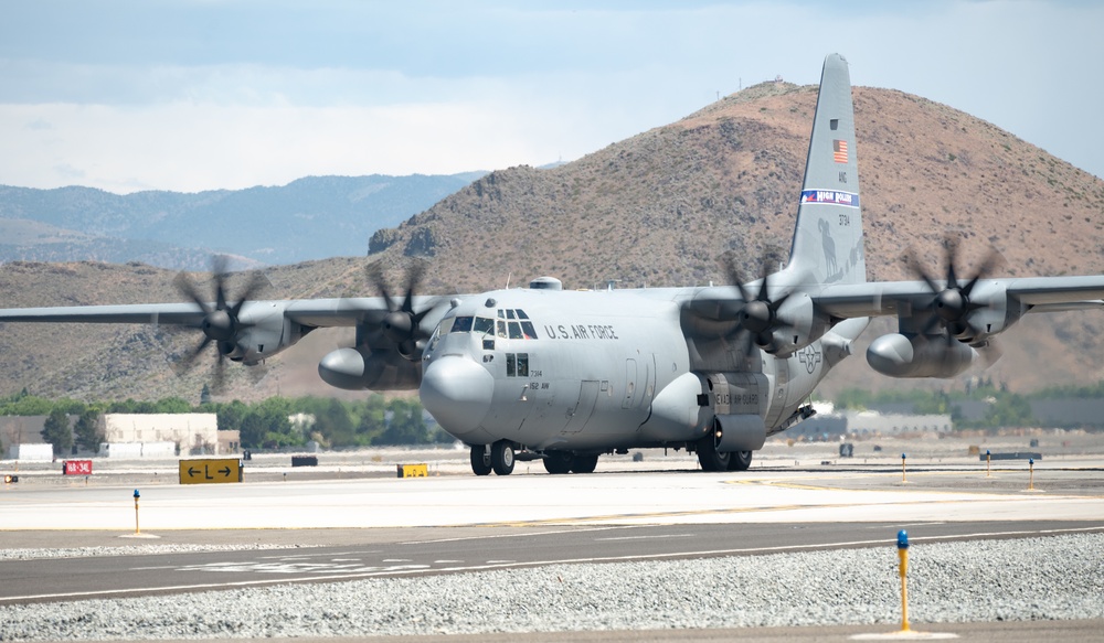 152nd Airlift Wing Chief of Safety flies final flight, set to become local JROTC commander