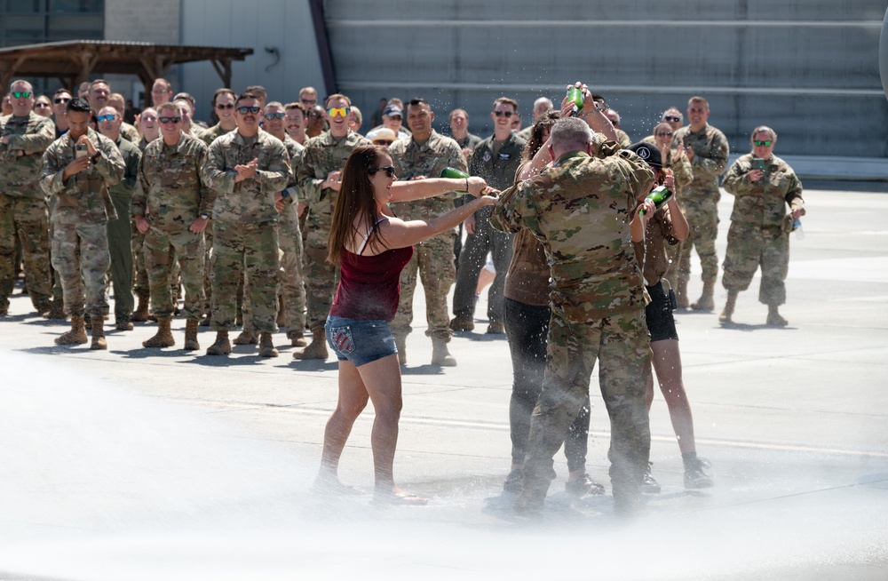 152nd Airlift Wing Chief of Safety flies final flight, set to become local JROTC commander