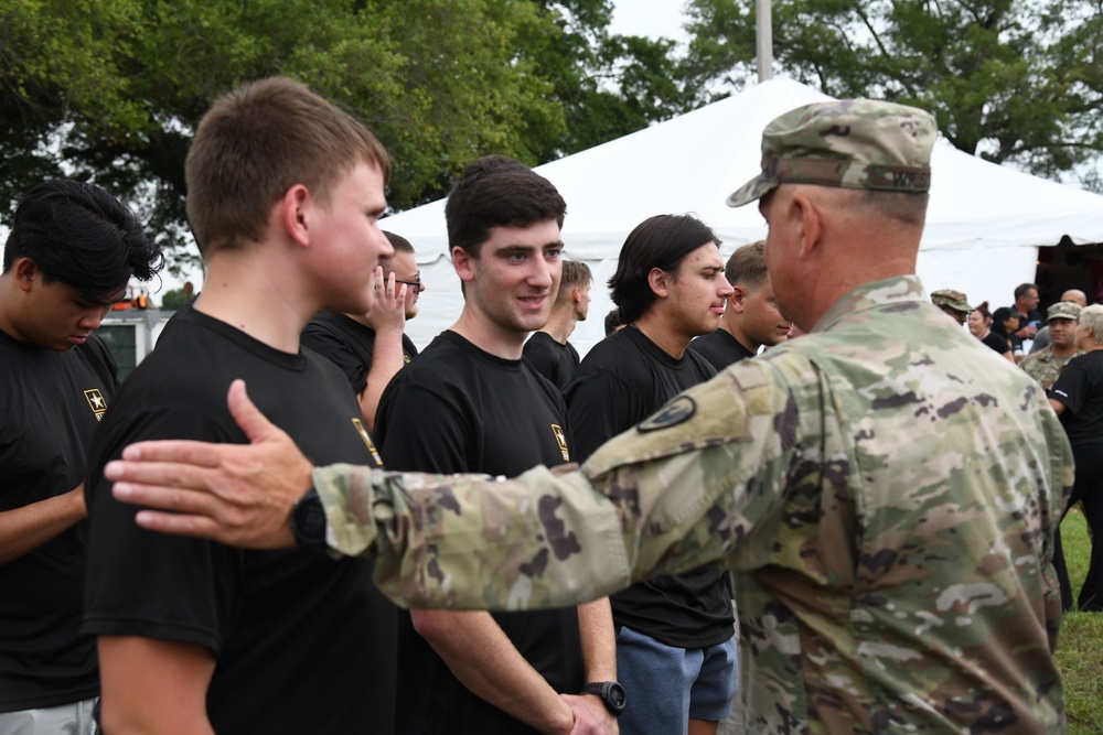 DVIDS Images Fort Rucker Freedom Fest SwearingIn Ceremony [Image 6