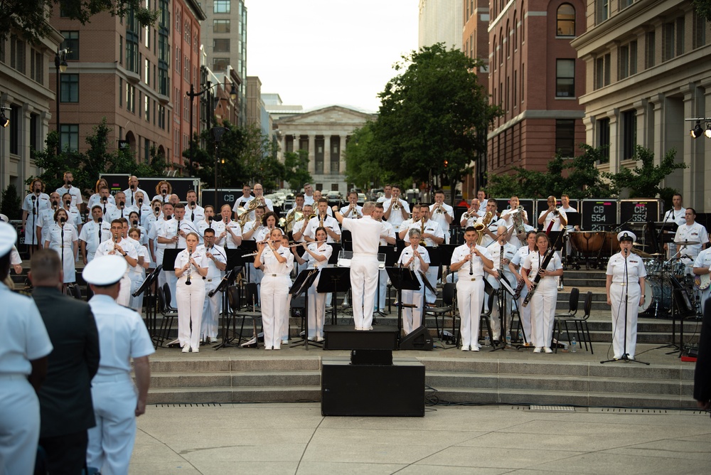 U.S. Navy Band performs at U.S. Navy Memorial