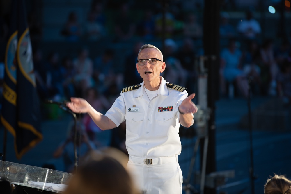 U.S. Navy Band performs at U.S. Navy Memorial