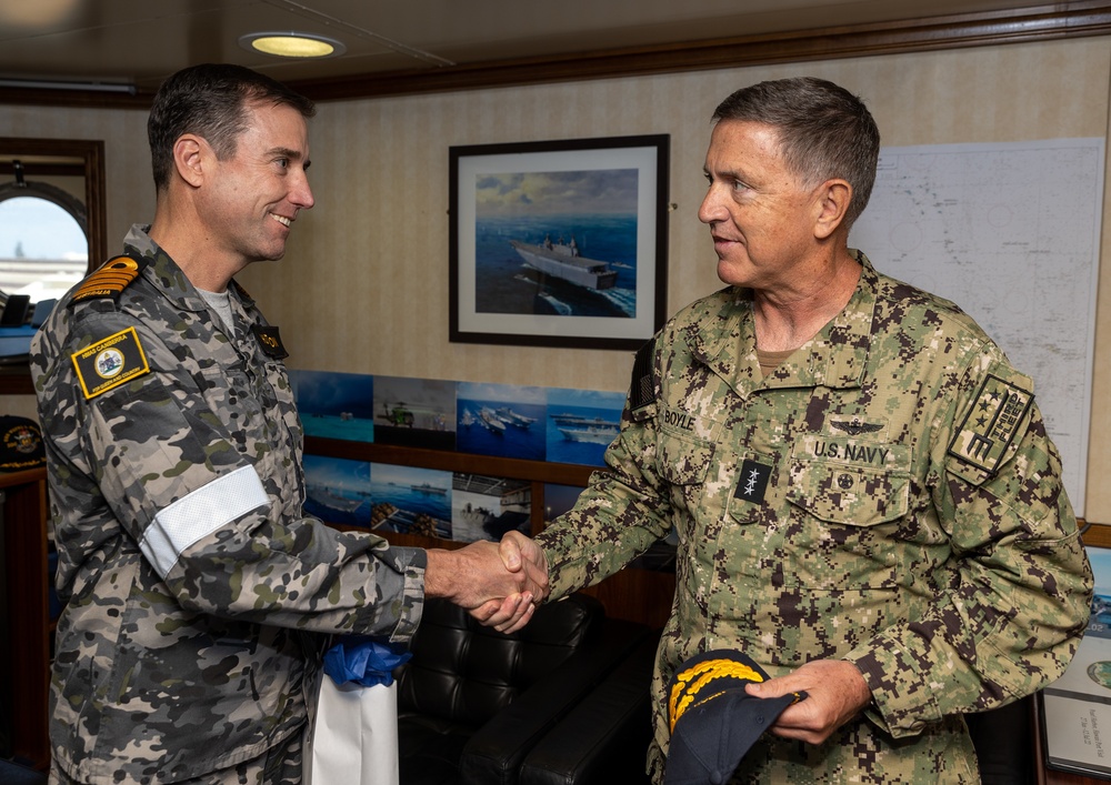 HMAS Canberra welcomes Vice Adm. Boyle