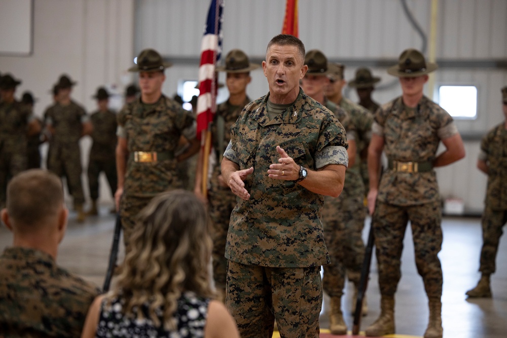 DVIDS - Images - 3rd RTBN Change of Command [Image 5 of 7]