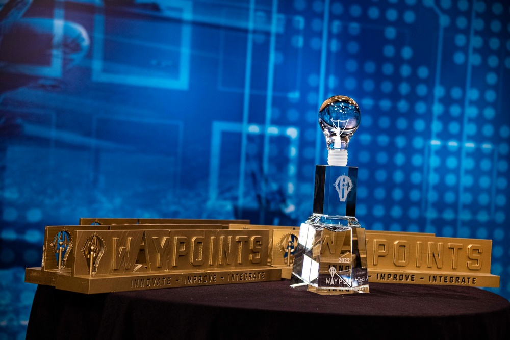Chief of Navy Reserve Hosts i3 Waypoints Final Panel